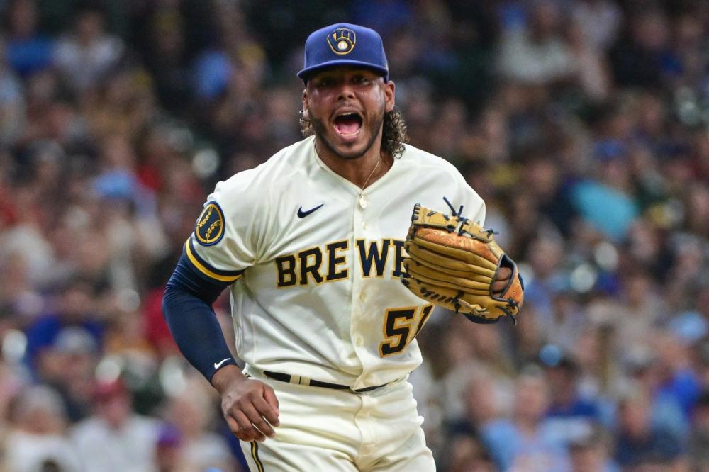 Freddy Peralta no podrá lanzar en el Juego de Estrellas