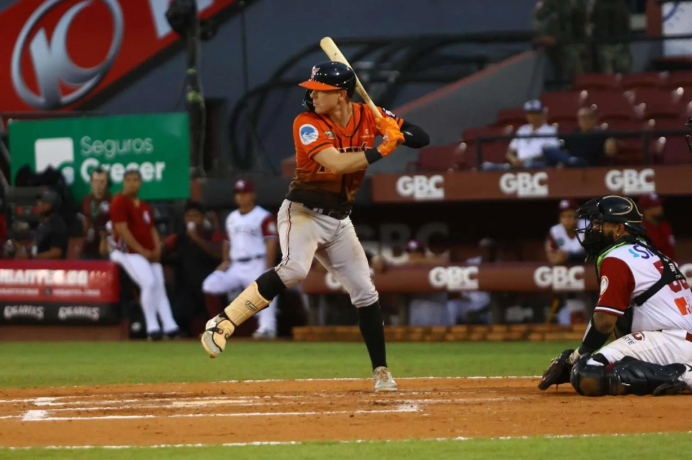 Troy Johnston regresará a jugar con los Toros del Este tras destacar en Grandes Ligas con los Marlins.