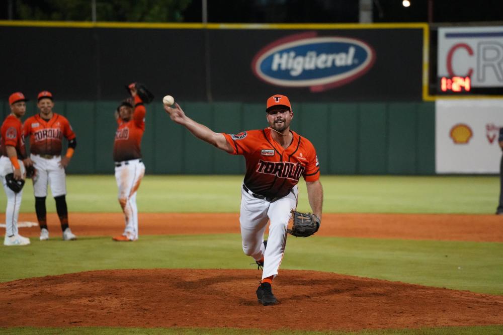 Los Toros del Este fortalecen su bullpen con brazos importados como parte de la rotación y el relevo para la temporada 2025-26.