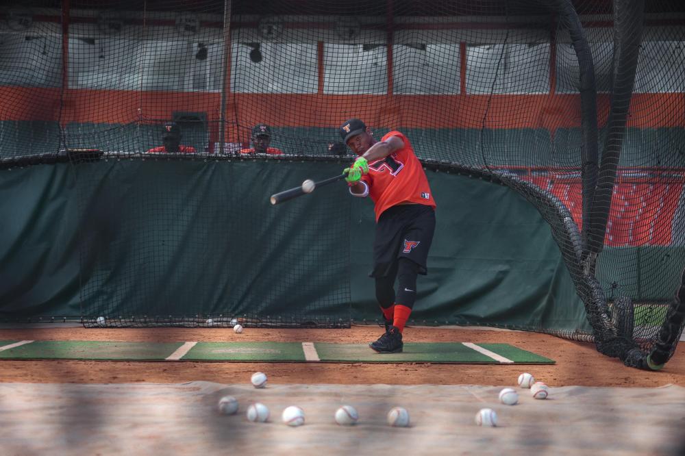 Toros reciben integraciones; anuncian calendario partidos pretemporada