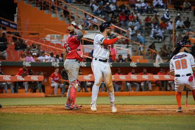 Escogido Vs Toros