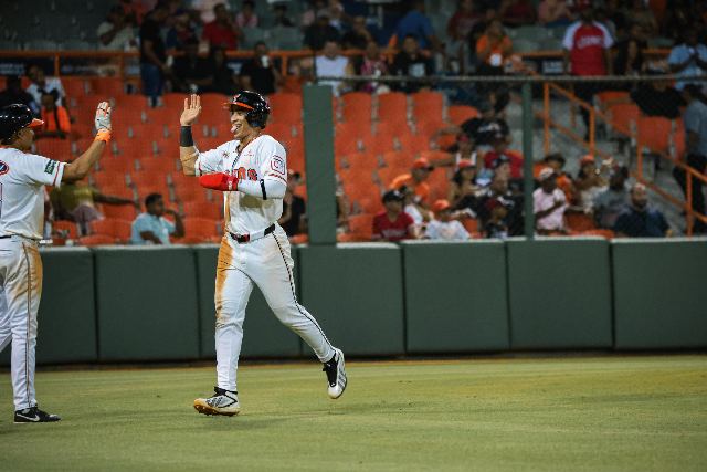 Escogido Vs Toros: Juan Brito
