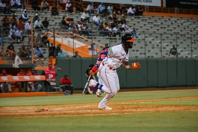 Escogido Vs Toros