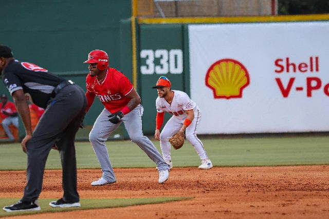 Escogido Vs Toros: Rafael Lantigua