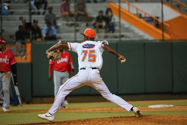 Escogido Vs Toros