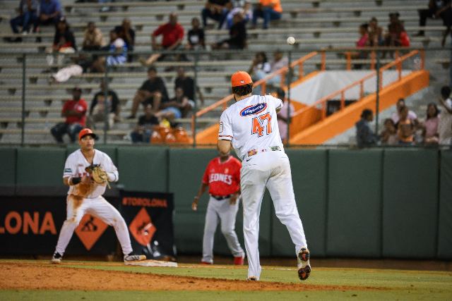 Escogido Vs Toros