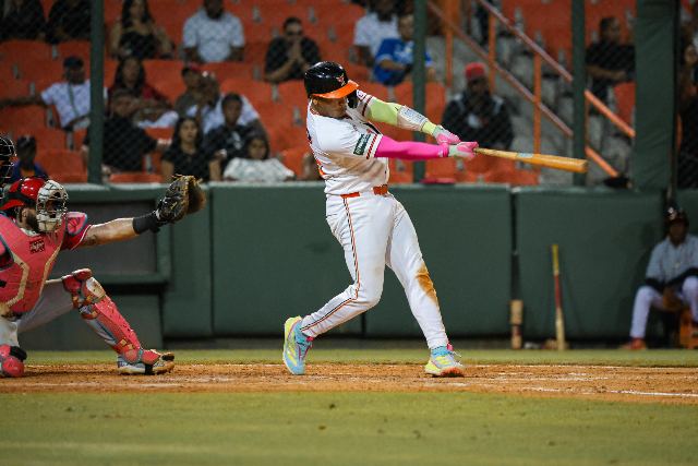 Escogido Vs Toros: Pedro Severino