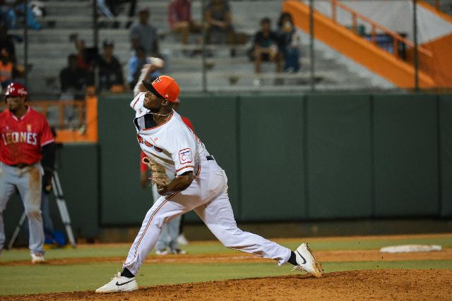 Escogido Vs Toros