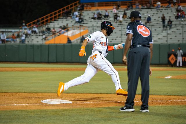 Escogido Vs Toros