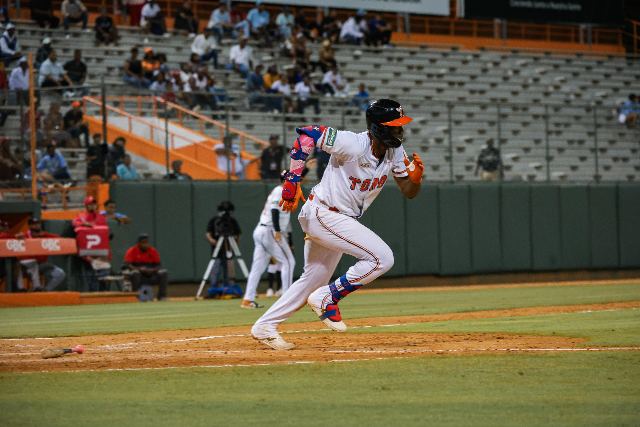 Escogido Vs Toros