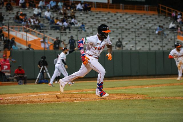 Escogido Vs Toros