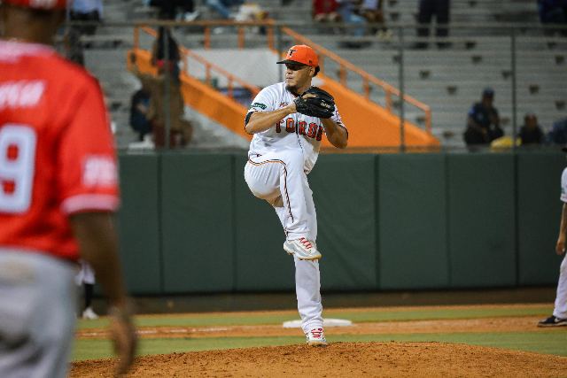 Escogido Vs Toros