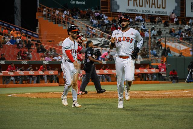 Escogido Vs Toros: Rafael Lantigua