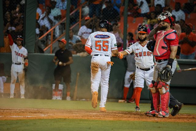 Escogido Vs Toros
