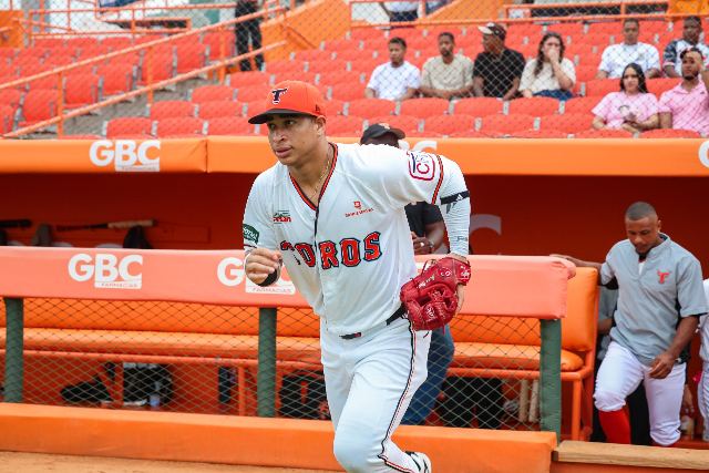 Escogido Vs Toros