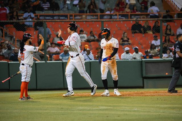 Escogido Vs Toros: Juan Brito
