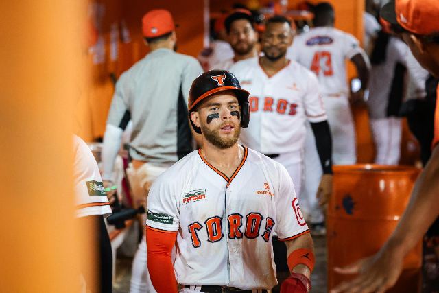 Escogido Vs Toros: Rafael Lantigua
