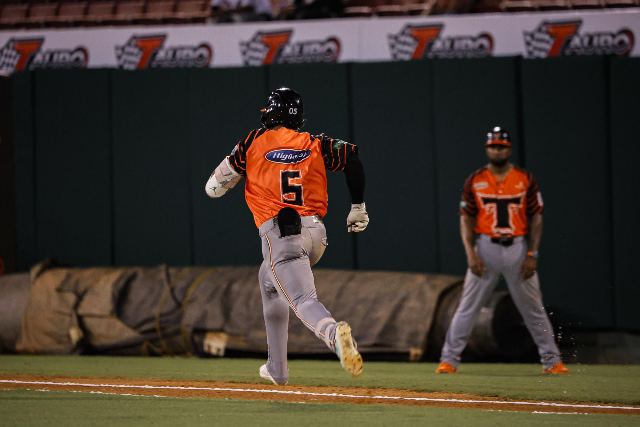 Toros Vs Gigantes