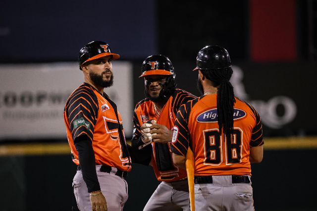 Toros Vs Gigantes: Eguy Rosario