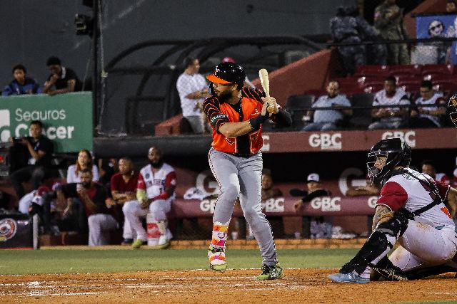 Toros Vs Gigantes: George Valera