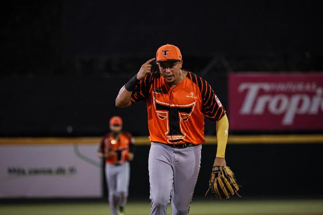 Toros Vs Gigantes: Yairo Muñoz