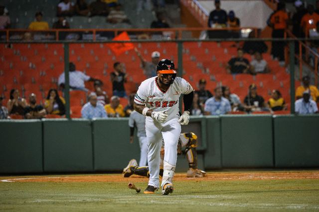 Águilas Vs Toros