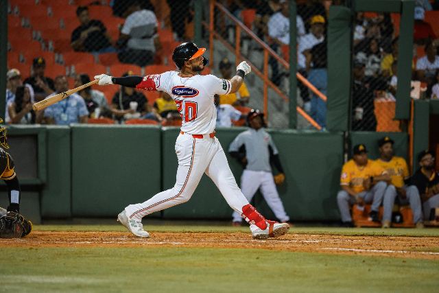 Águilas Vs Toros: Allan Castro