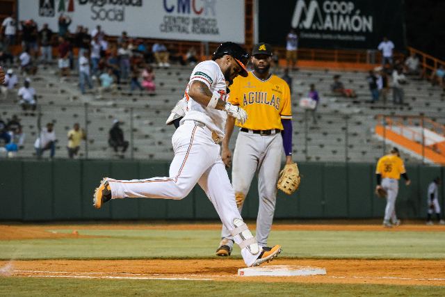 Águilas Vs Toros