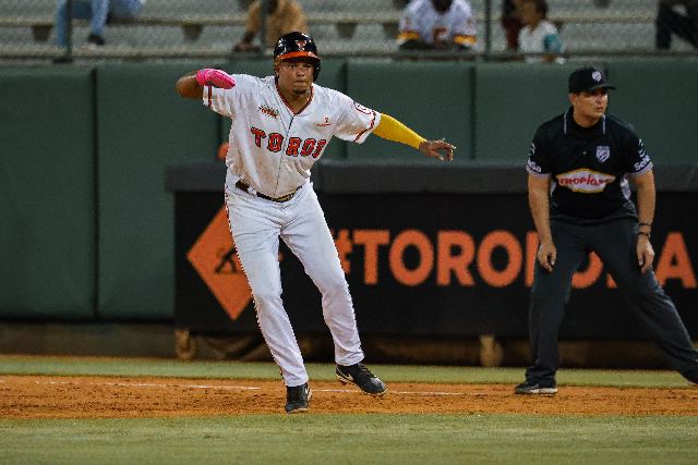Águilas Vs Toros: Yairo Muñoz