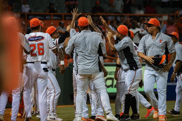 Águilas Vs Toros