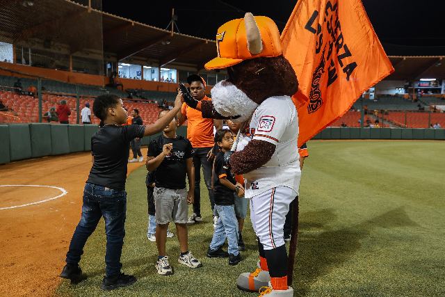 Águilas Vs Toros