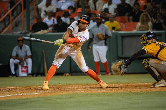 Águilas Vs Toros: Wilmer Difó