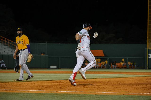 Águilas Vs Toros