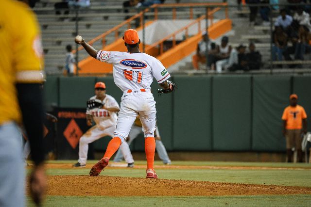 Águilas Vs Toros