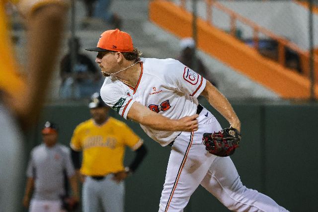 Águilas Vs Toros