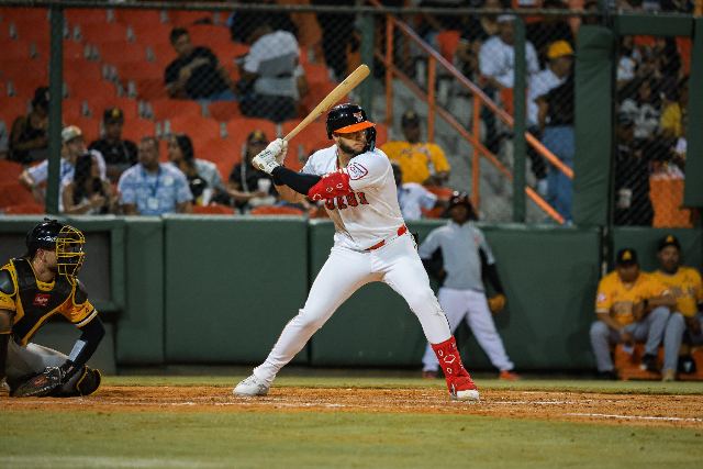 Águilas Vs Toros: Allan Castro
