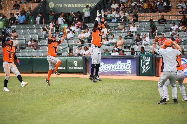 Toros Vs Estrellas: Gilberto Celestino