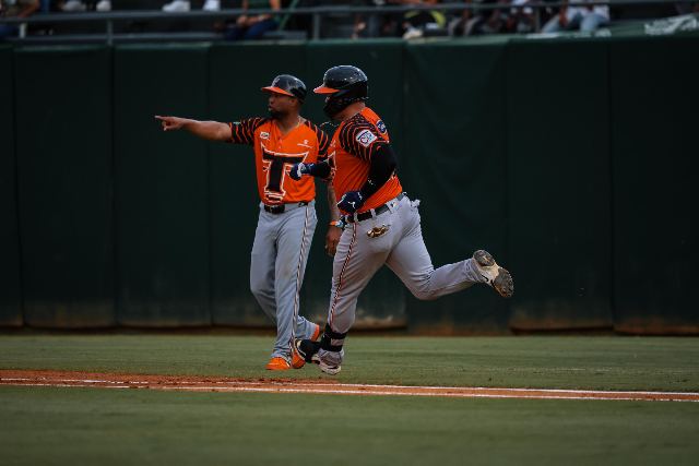 Toros Vs Estrellas