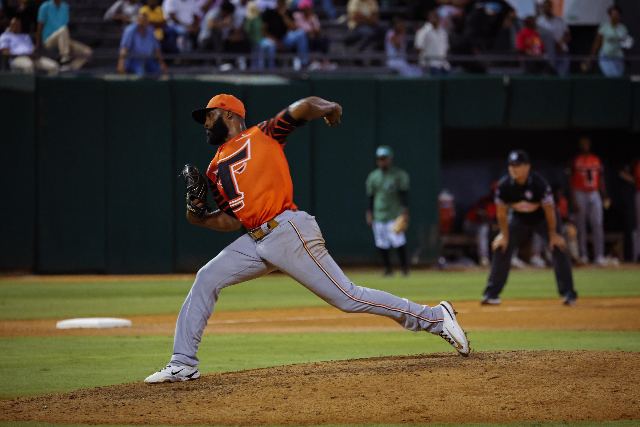 Toros Vs Estrellas