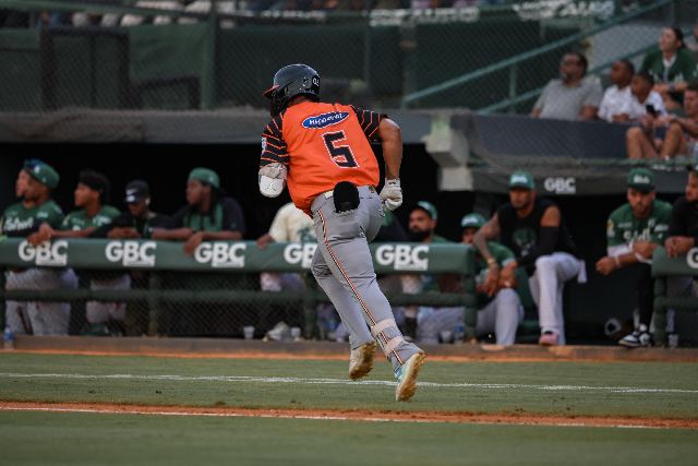 Toros Vs Estrellas