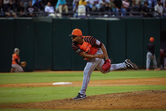 Toros Vs Estrellas