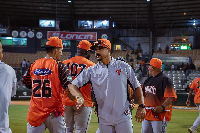 Toros Vs Estrellas: Víctor Estévez