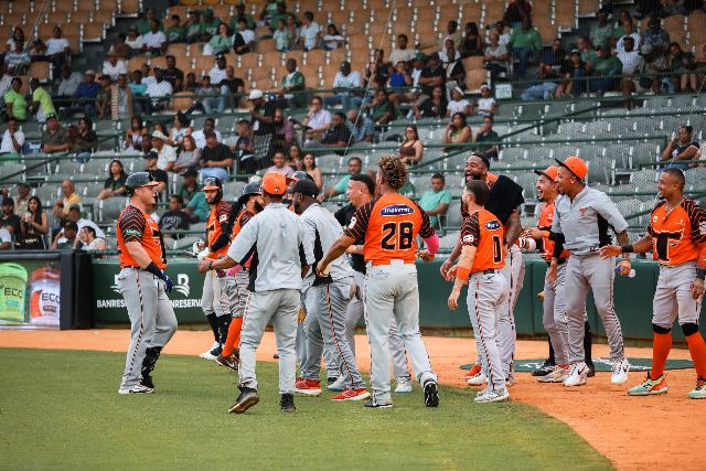 Toros Vs Estrellas: Gilberto Celestino