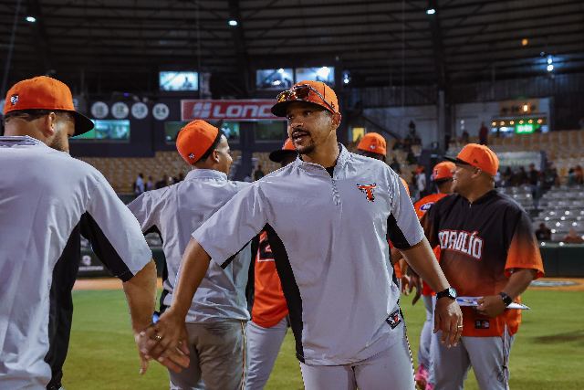 Toros Vs Estrellas: Víctor Estévez