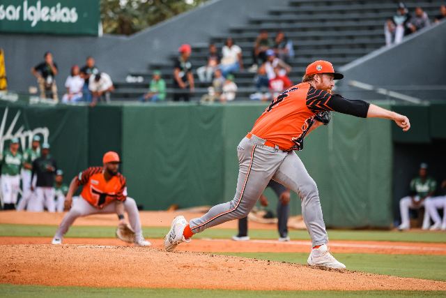 Toros Vs Estrellas: Spencer Turnbull