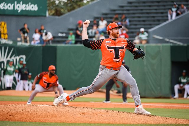 Toros Vs Estrellas: Spencer Turnbull