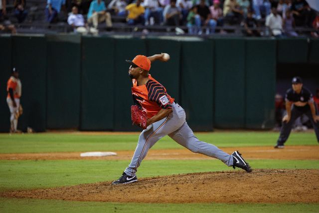 Toros Vs Estrellas