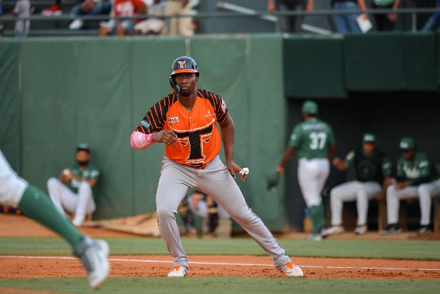 Toros Vs Estrellas: Jesus Sanchez