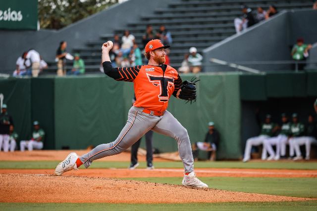 Toros Vs Estrellas: Spencer Turnbull