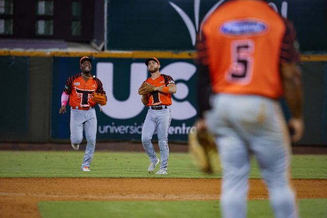 Toros Vs Estrellas: Jesus Sanchez